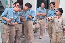 ニシザキ工芸塗装部・社内研修